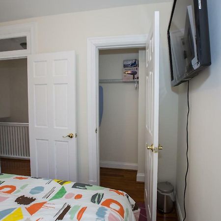 3-Min Walk To Petworth Metro Station ;10 Mins To Convention Center: Private Cozy And Quiet Bedroom And Bathroom 워싱턴 외부 사진