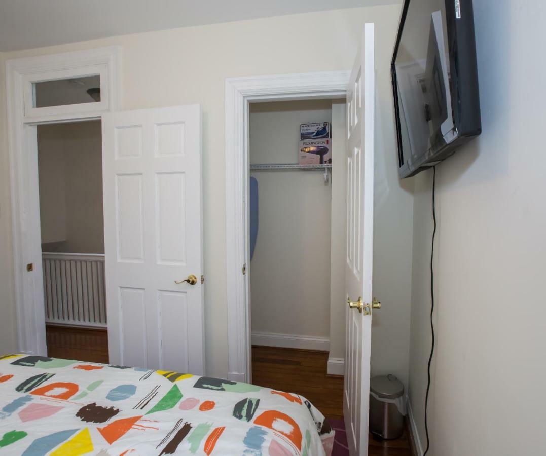 3-Min Walk To Petworth Metro Station ;10 Mins To Convention Center: Private Cozy And Quiet Bedroom And Bathroom 워싱턴 외부 사진